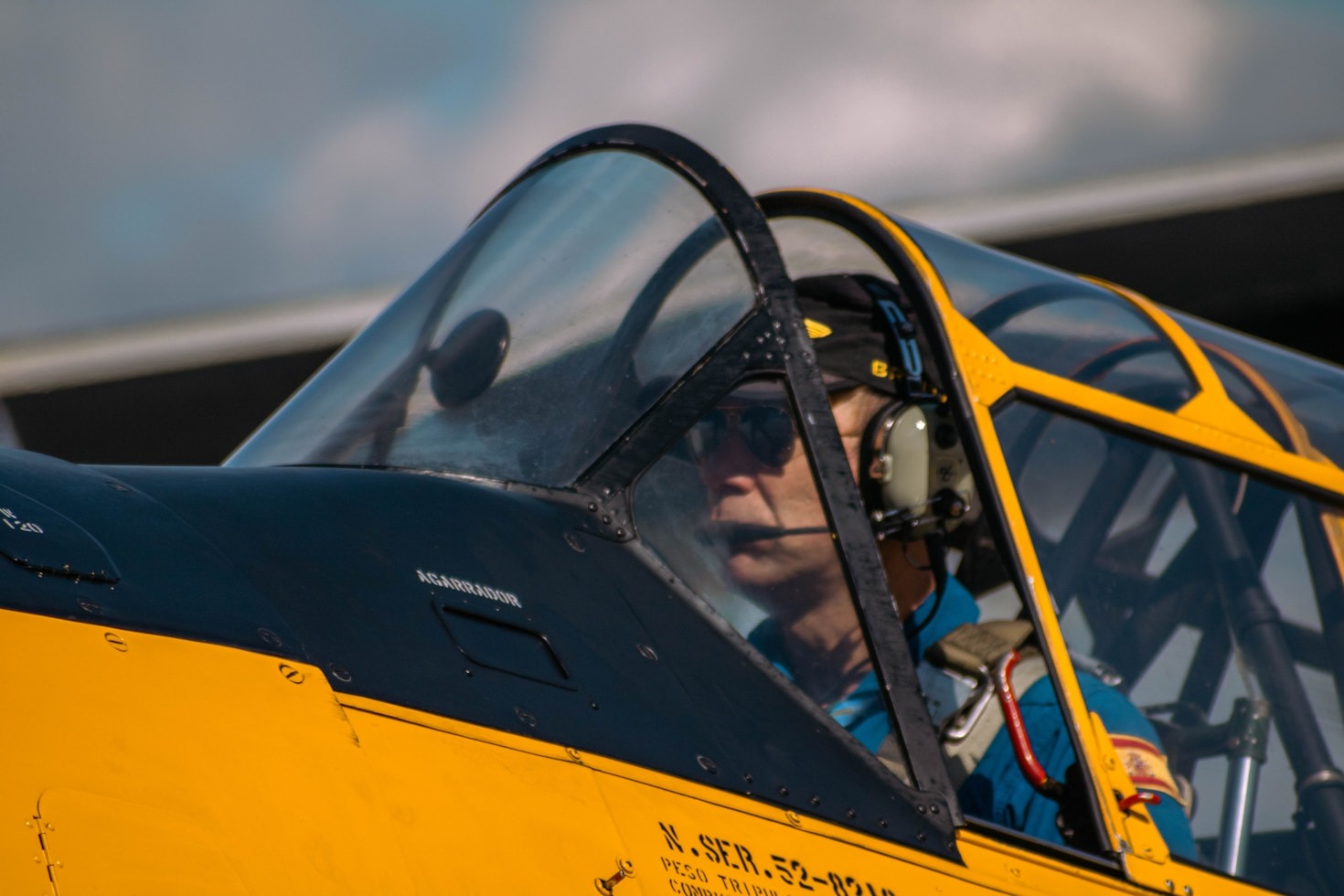 How to Choose the Right Aviator Headset